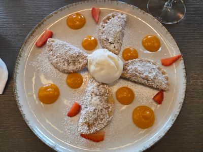 Miura ART Hotel