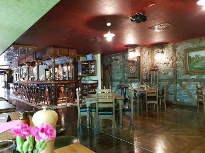 Pub & Restaurant
