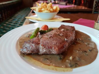 Pub & Restaurant