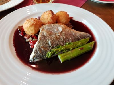 Pub & Restaurant