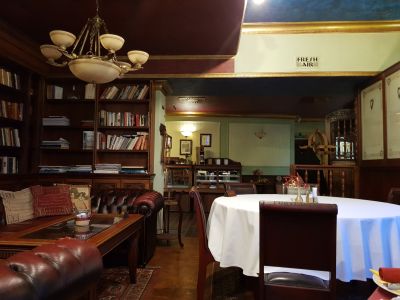 Pub & Restaurant